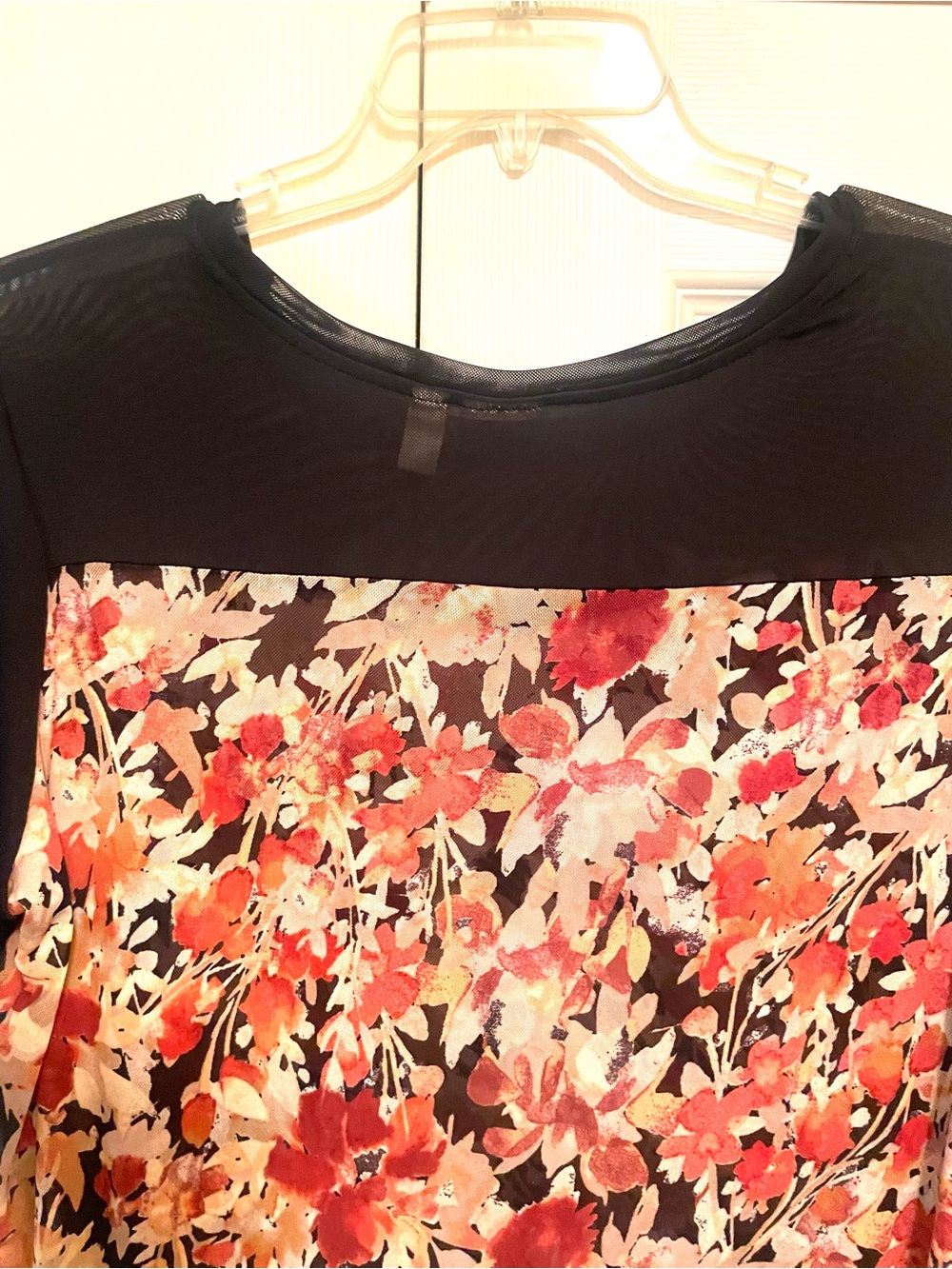 LOGO Layers by Lori Goldstein 1X Floral Sheer Mesh Tunic Top Black Pink Orange - Picture 8 of 15